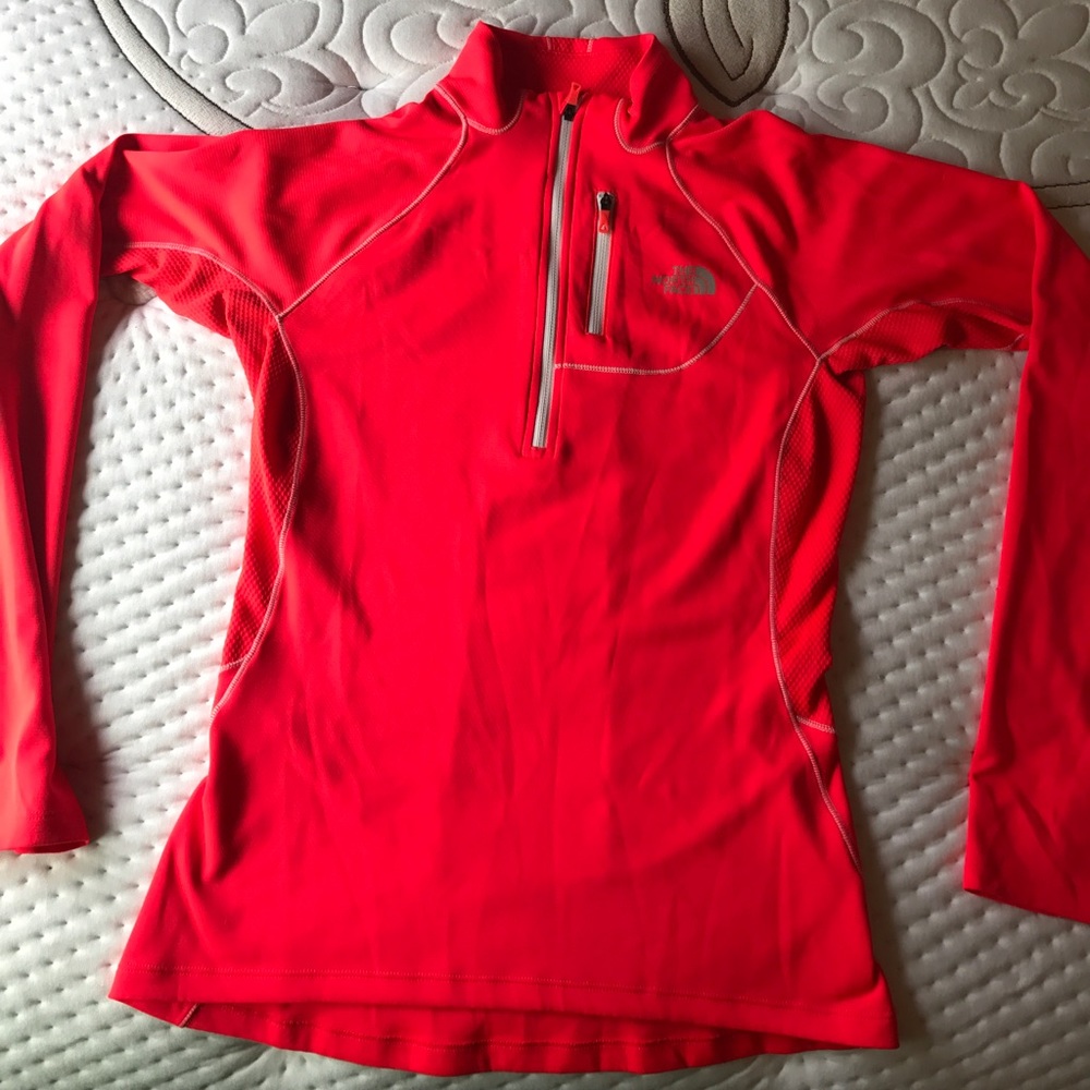 North Face long sleeve 1/4 zip