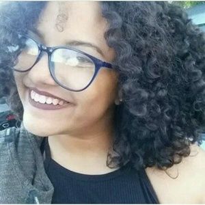 Meet your Posher, Layzalis