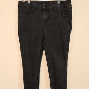 Elle Paris Black Skinny Jeans size 12