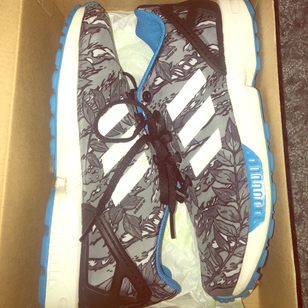 ZX FLUX K ADIDAS SHOES