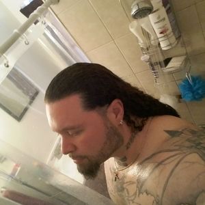 Meet your Posher, Tchaka chuck