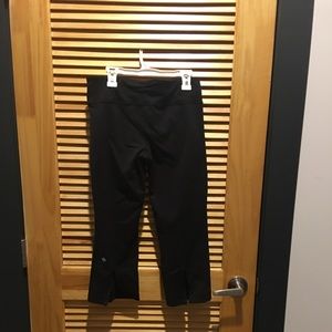 Lululemon Gather & Crow Black Sz 6