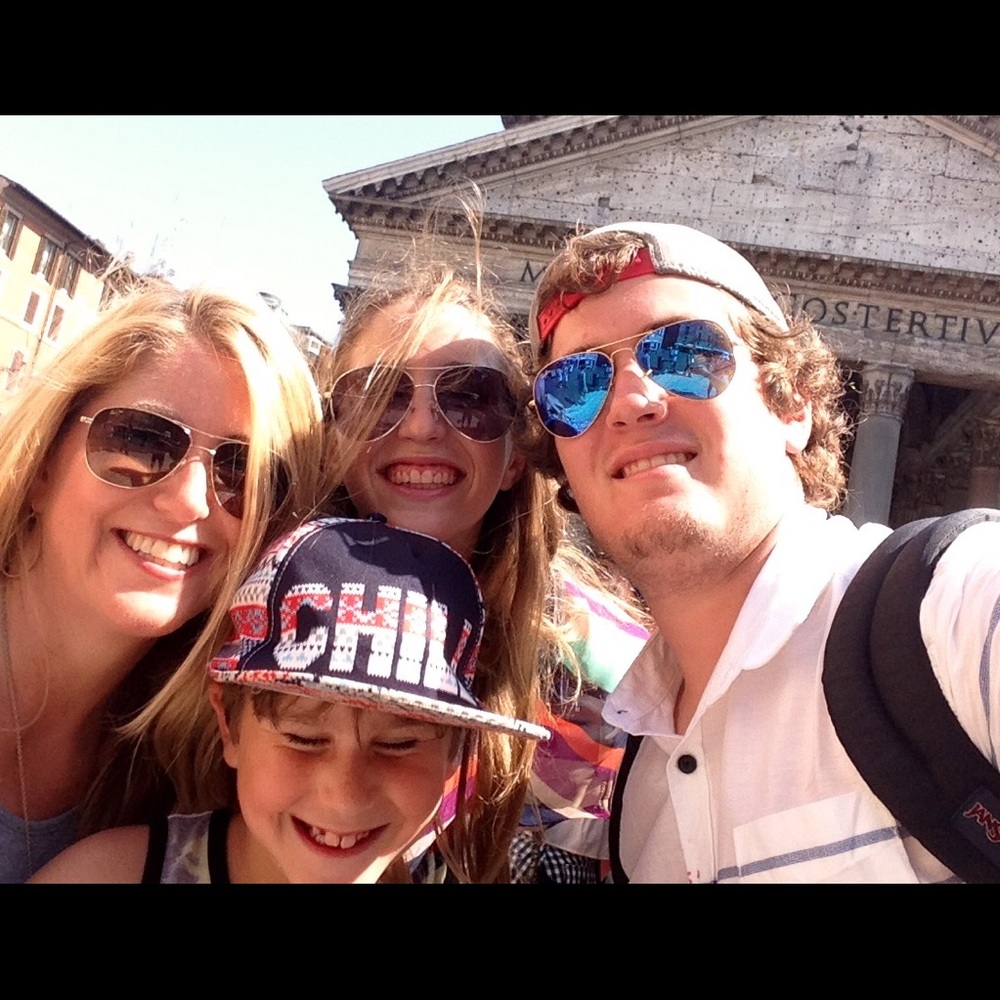 Meet your Posher, Kim