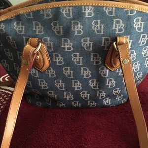 Dooney & Bourke purse