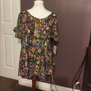 Lularoe Perfect T