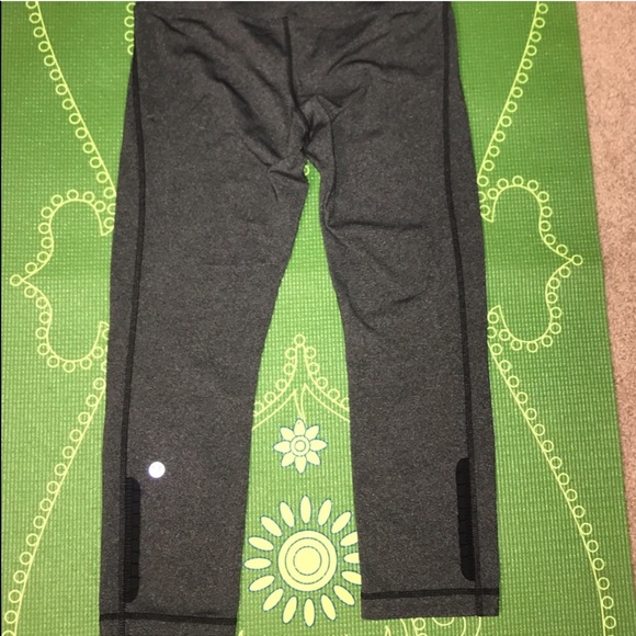 Grey Lululemon Cropped Leggings - Picture 1 of 5