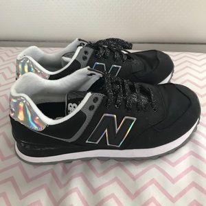 New Balance 574 (Barely Worn)