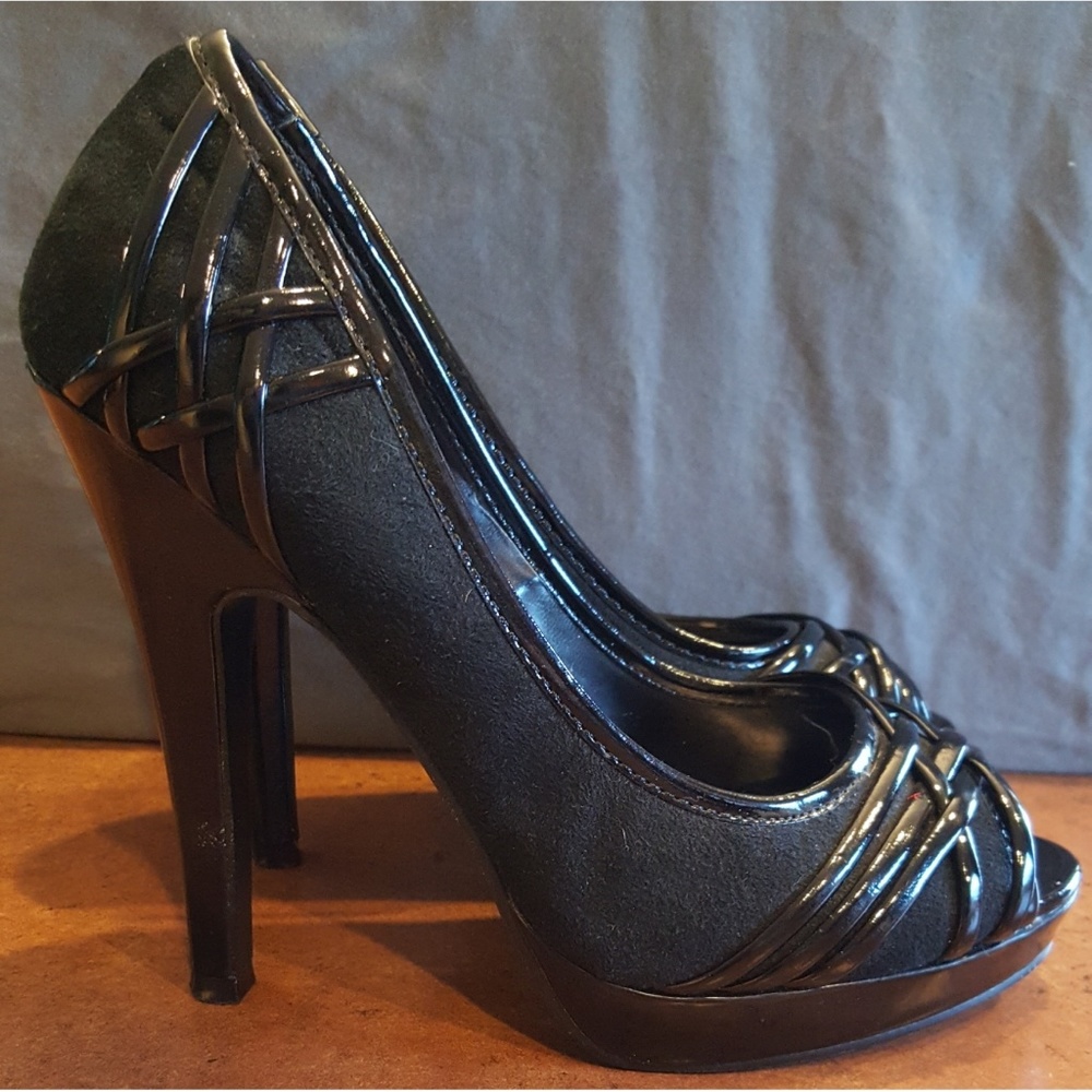 ⚠️FINAL PRICE⚠️ Delicious Brand- Black suede pumps