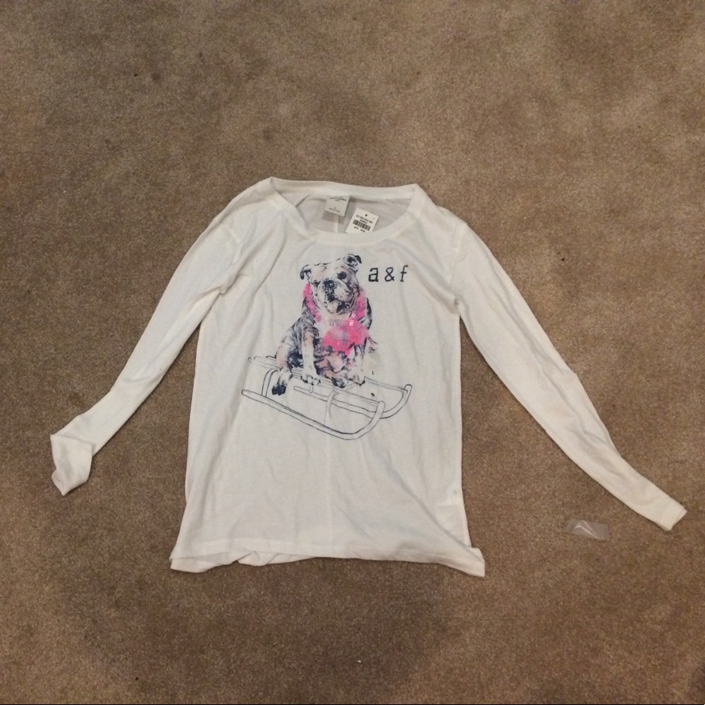 A cute Abercrombie long sleeve never worn