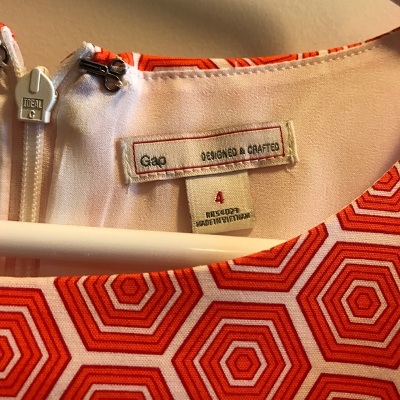 GAP DRESS! ❗️❗️❗️❗️ 👗❤️ - Picture 2 of 3