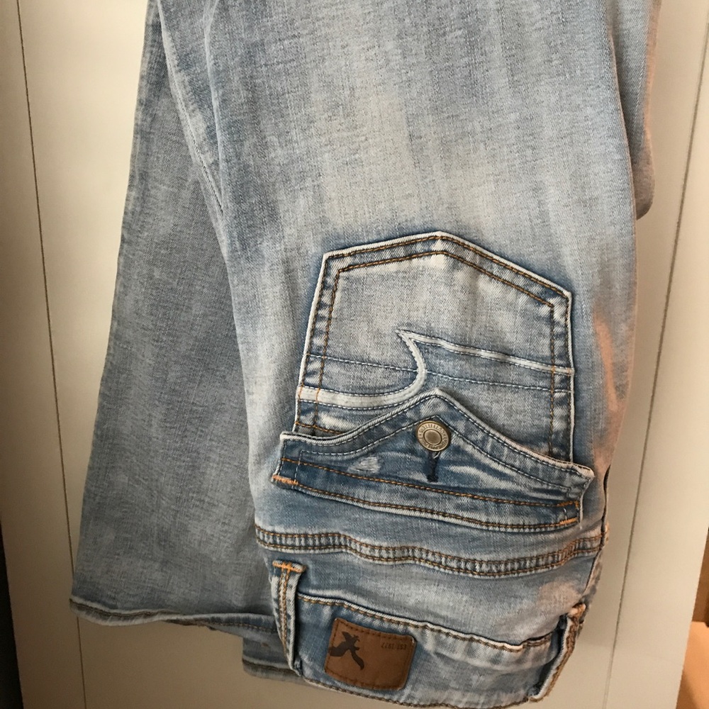 Artist Crop American Eagle Jeans