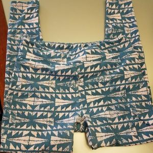 EUC LuLaRoe tall/curvy t/c leggings