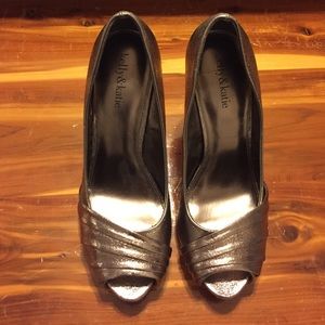 Shimmery grey/bronze high heels