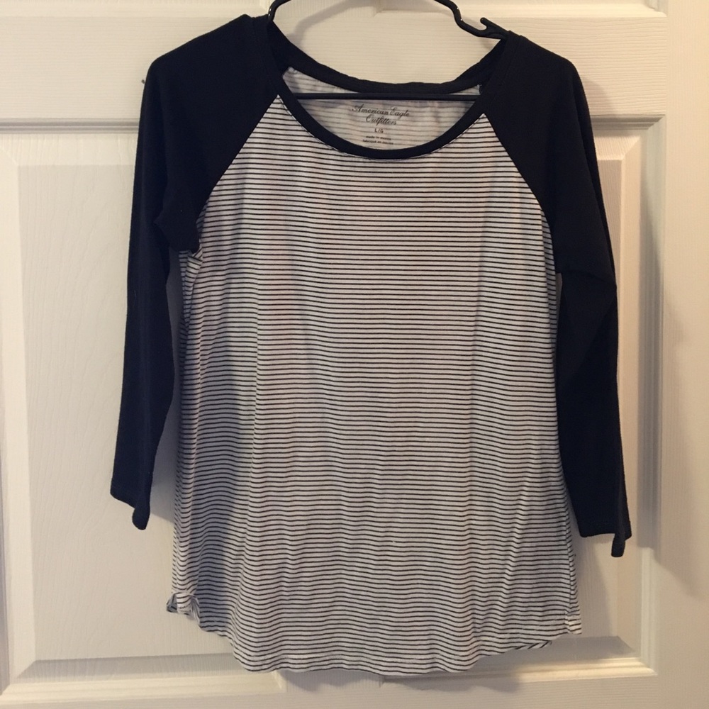 Stripped base ball tee