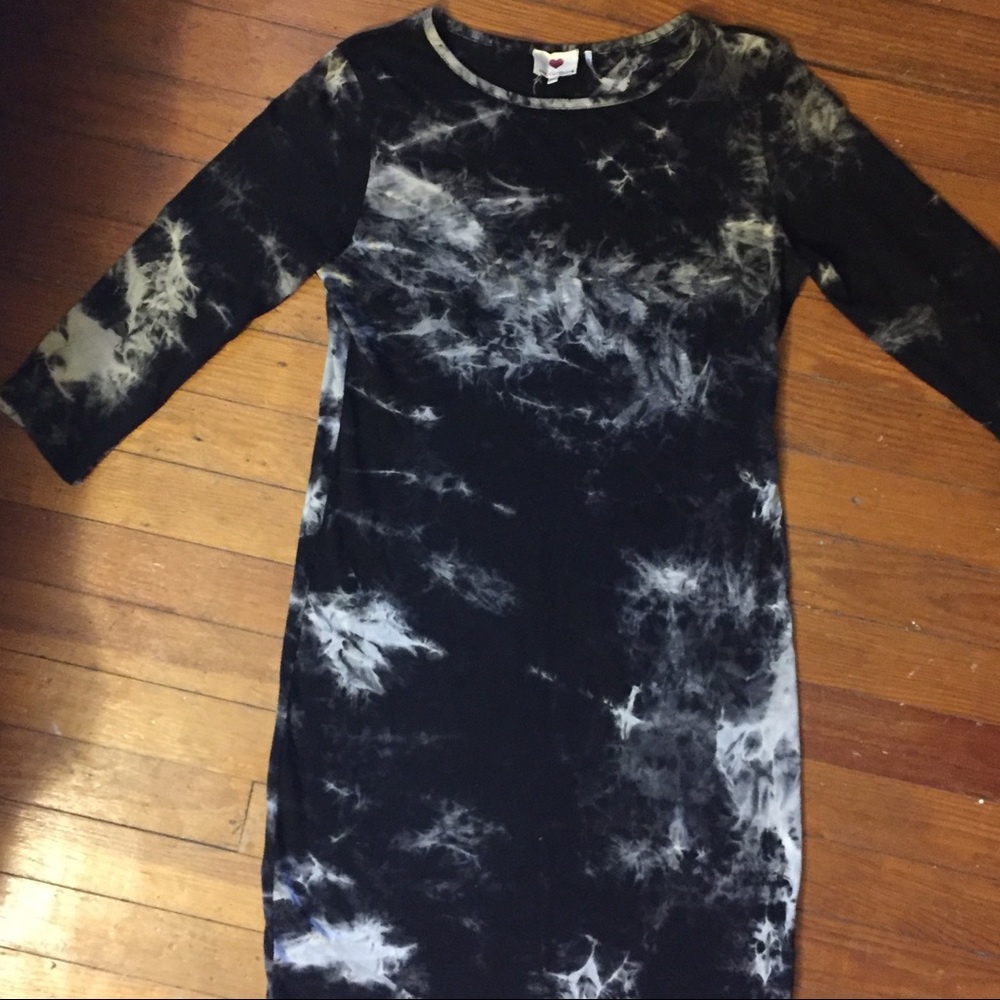 Rocker chic cotton B&W acid-washed dress