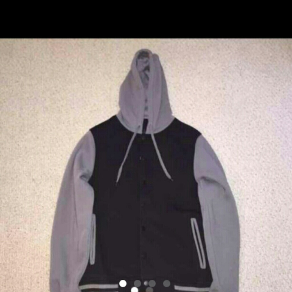 Men snap on jacket
