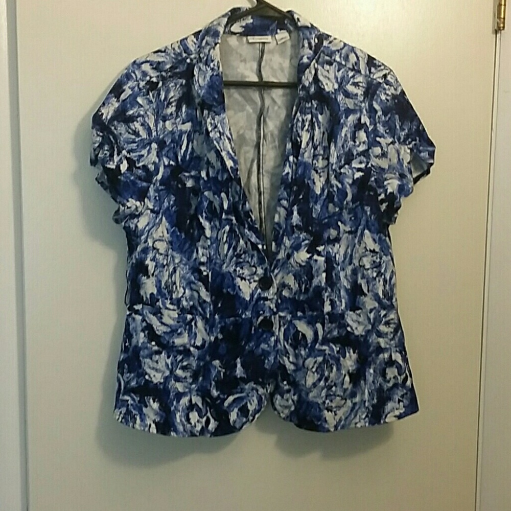 Cato's short sleeve blazer