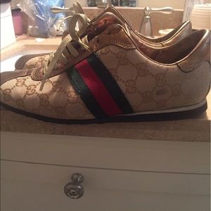 Gucci bowling sneakers