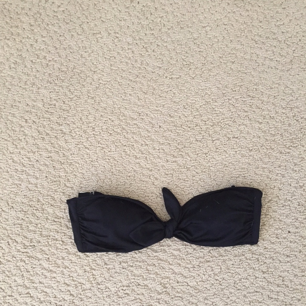 VS Strapless Bikini Top