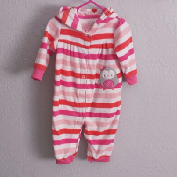 Carters babygirl winter onepiece hoodie 6-9 months - Picture 1 of 8