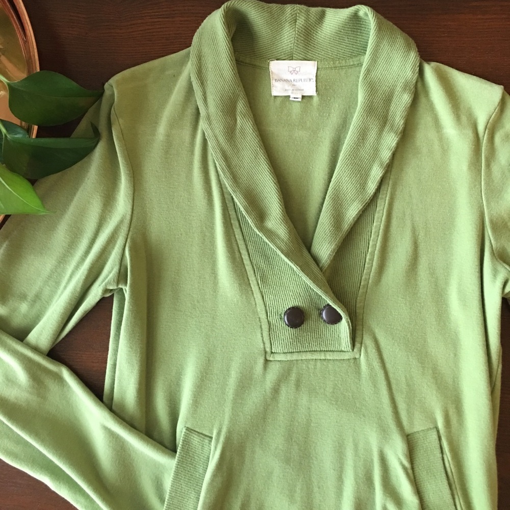 Banana Republic Green Sweatshirt