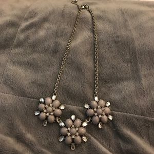 Ann Taylor Loft floral chain necklace