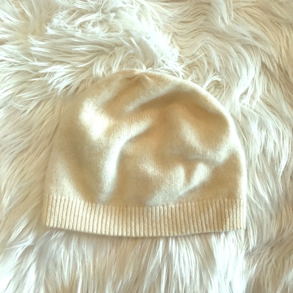 Lambs wool toboggan