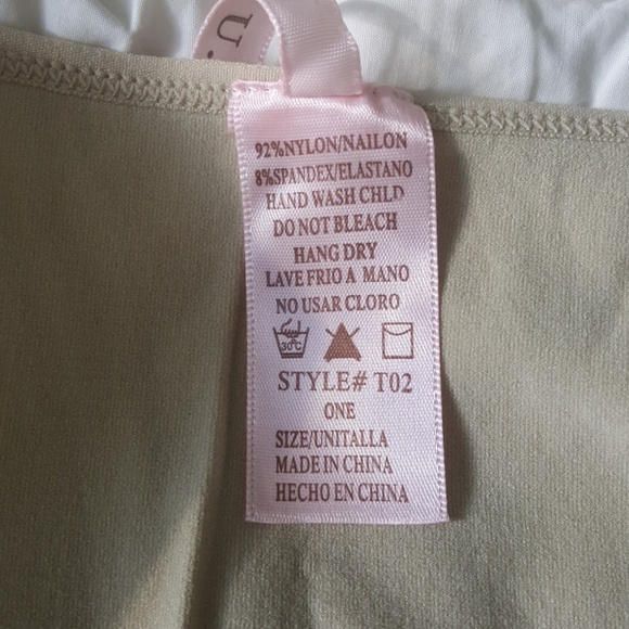 ❣NEW❣ Basic Tank Top !!! Spaghetti Strip ♡ - Picture 3 of 3