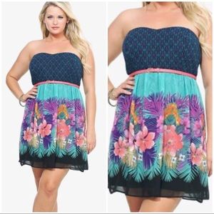 SALE‼️Torrid Strapless Floral Dress- Size 16