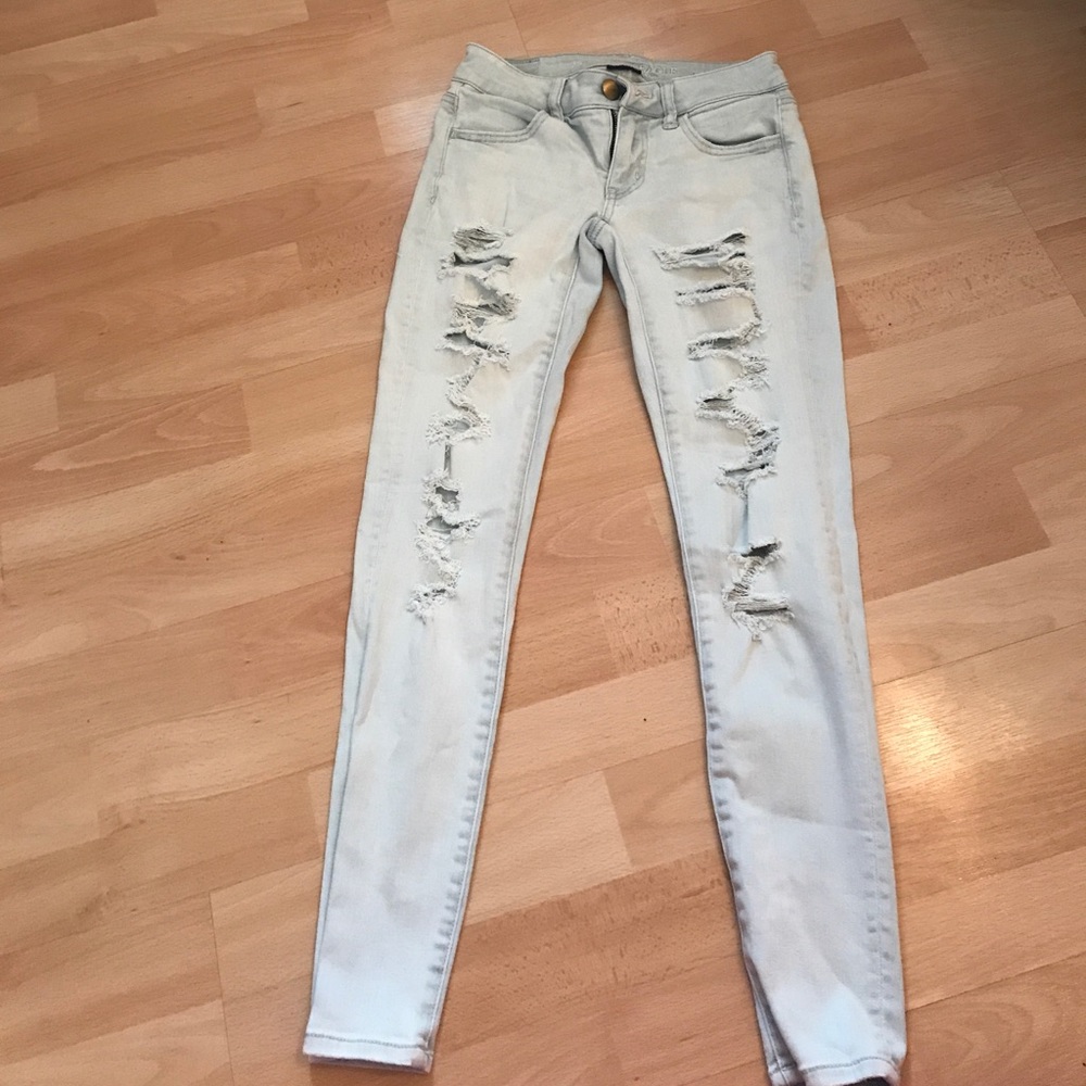 American eagle outfitters super stretch rip jeans