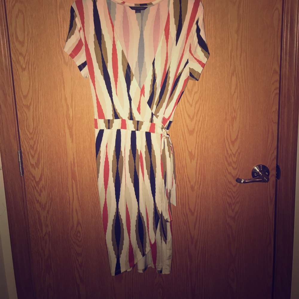 Printed wrap dress