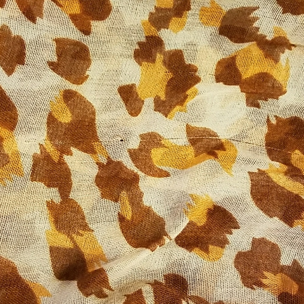 Scarf - Picture 2 of 3