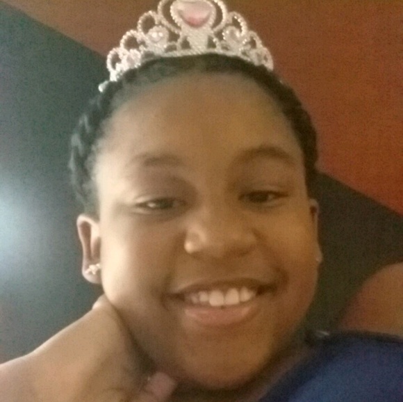 Meet your Posher, Aaliyah - Picture 1 of 1