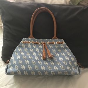 dooney & bourke handbag