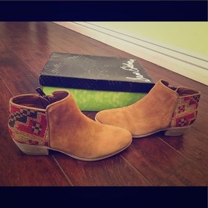 Sam Edelman brown suede ankle boots