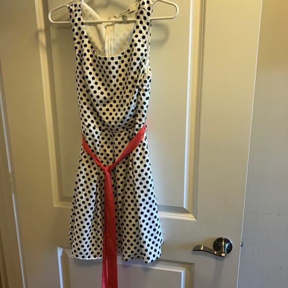 FOREVER 21 TOP! - Picture 1 of 3