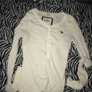 Abercrombie & Fitch Long Sleeve Tee