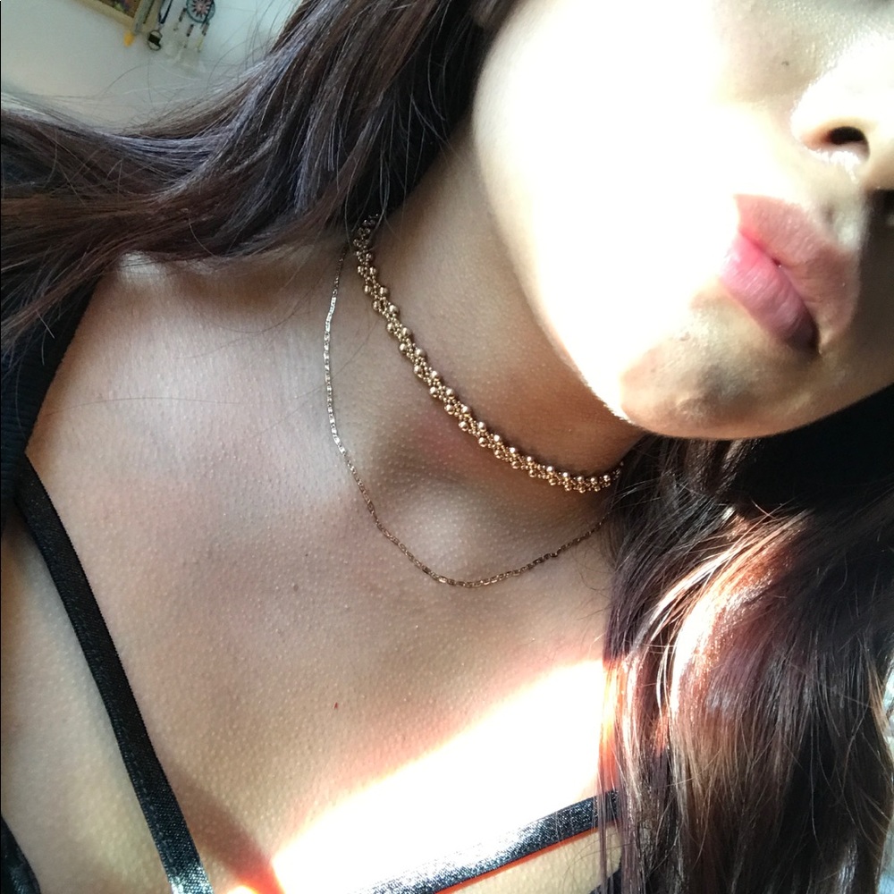 Cute gold chocker