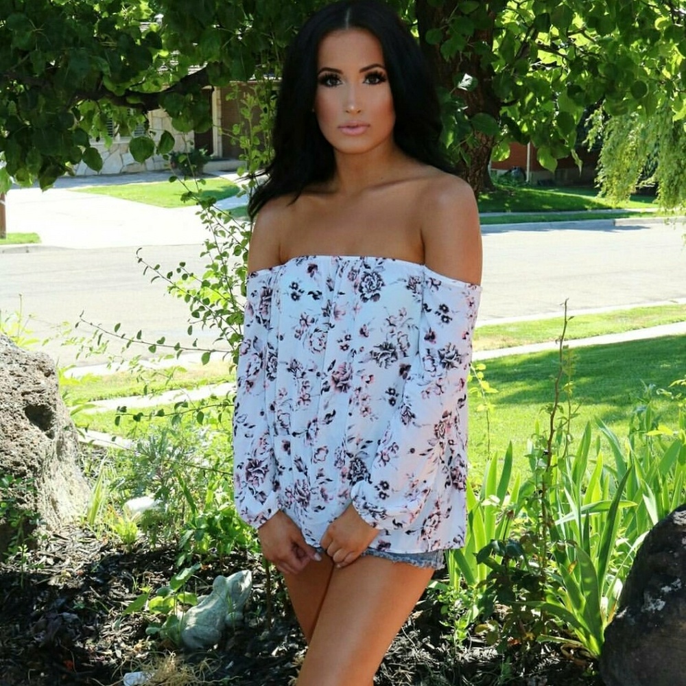 FLORAL OFF THE SHOULDER TOP