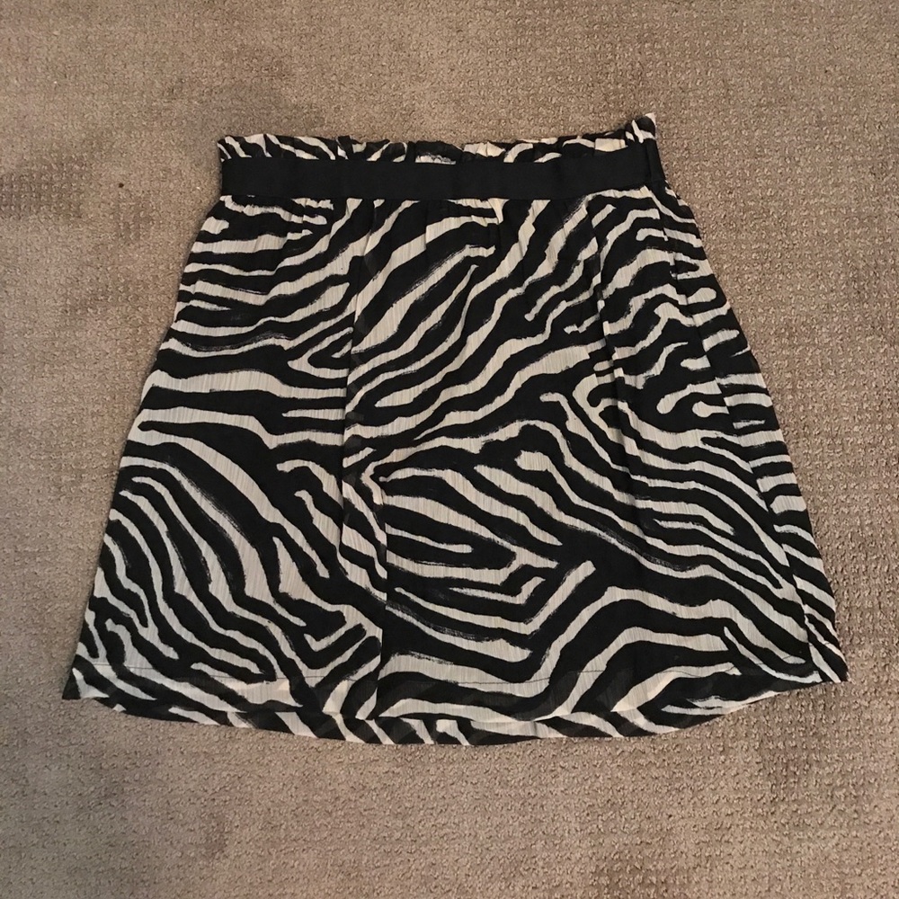 H&M Animal Print Skirt. Size 12