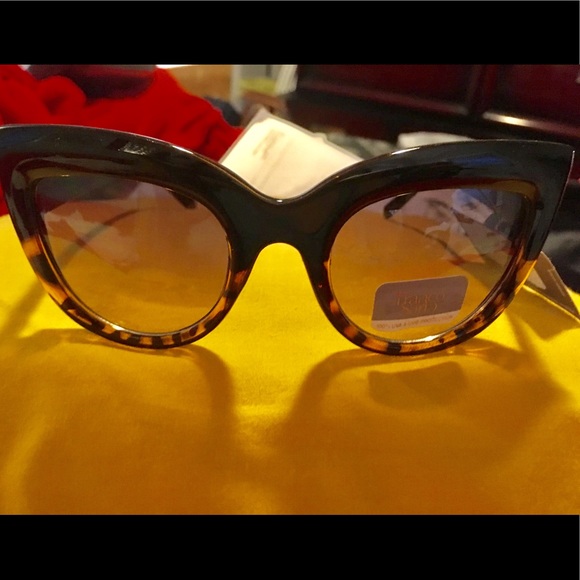 JUST REDUCED FRANCO SARTO Cat Shaped Sunnies, NWOT main image 6