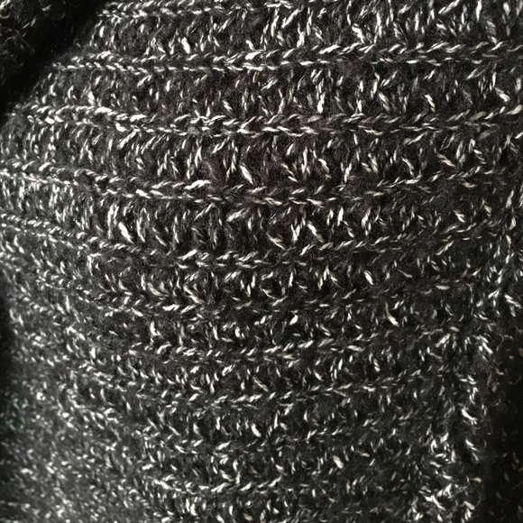 Plus size cozy sweater - Picture 4 of 6