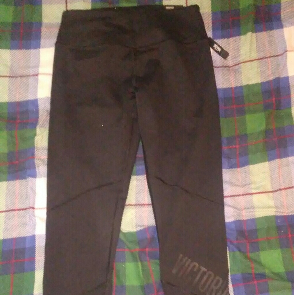Black VS leggings size M