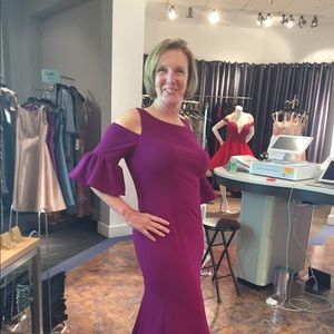 Meet your Posher, Lori