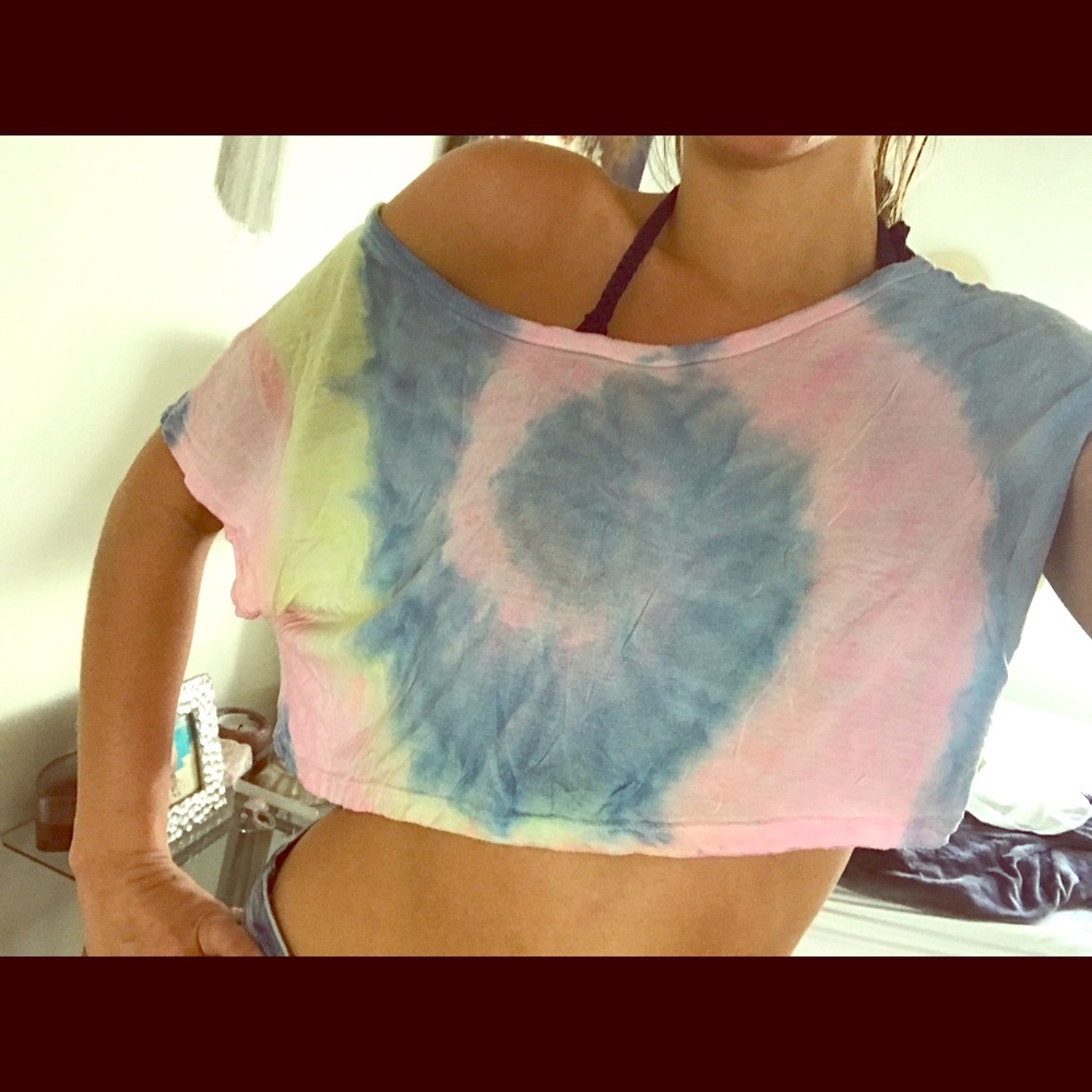 Small tie dye crop top from LF