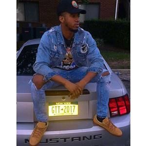 Meet your Posher, Daniel