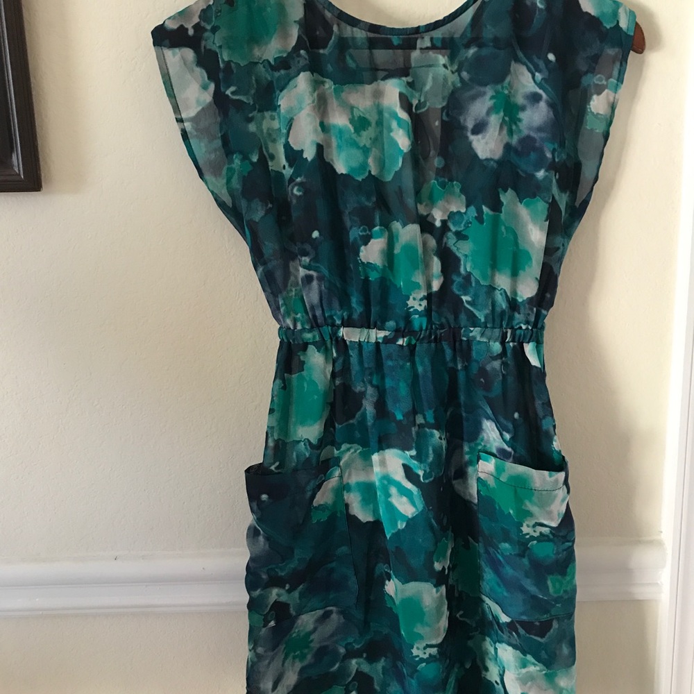 Mini dress