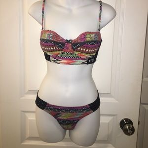 Tribal Billabong two piece small