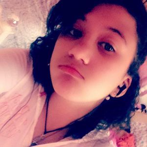 Meet your Posher, Anelisse