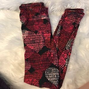 LuLaRoe Heart Leggings
